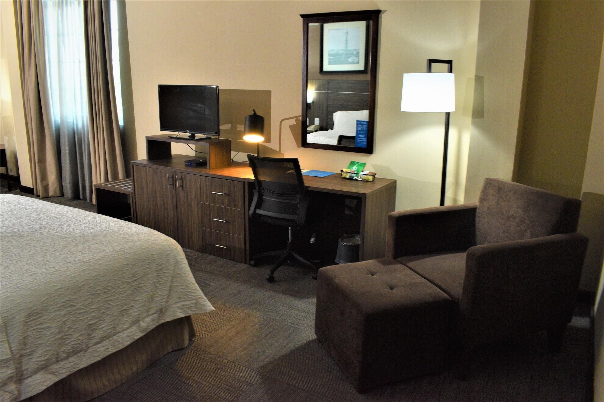 Hampton Inn Tampico Zona Dorada Eksteriør bilde