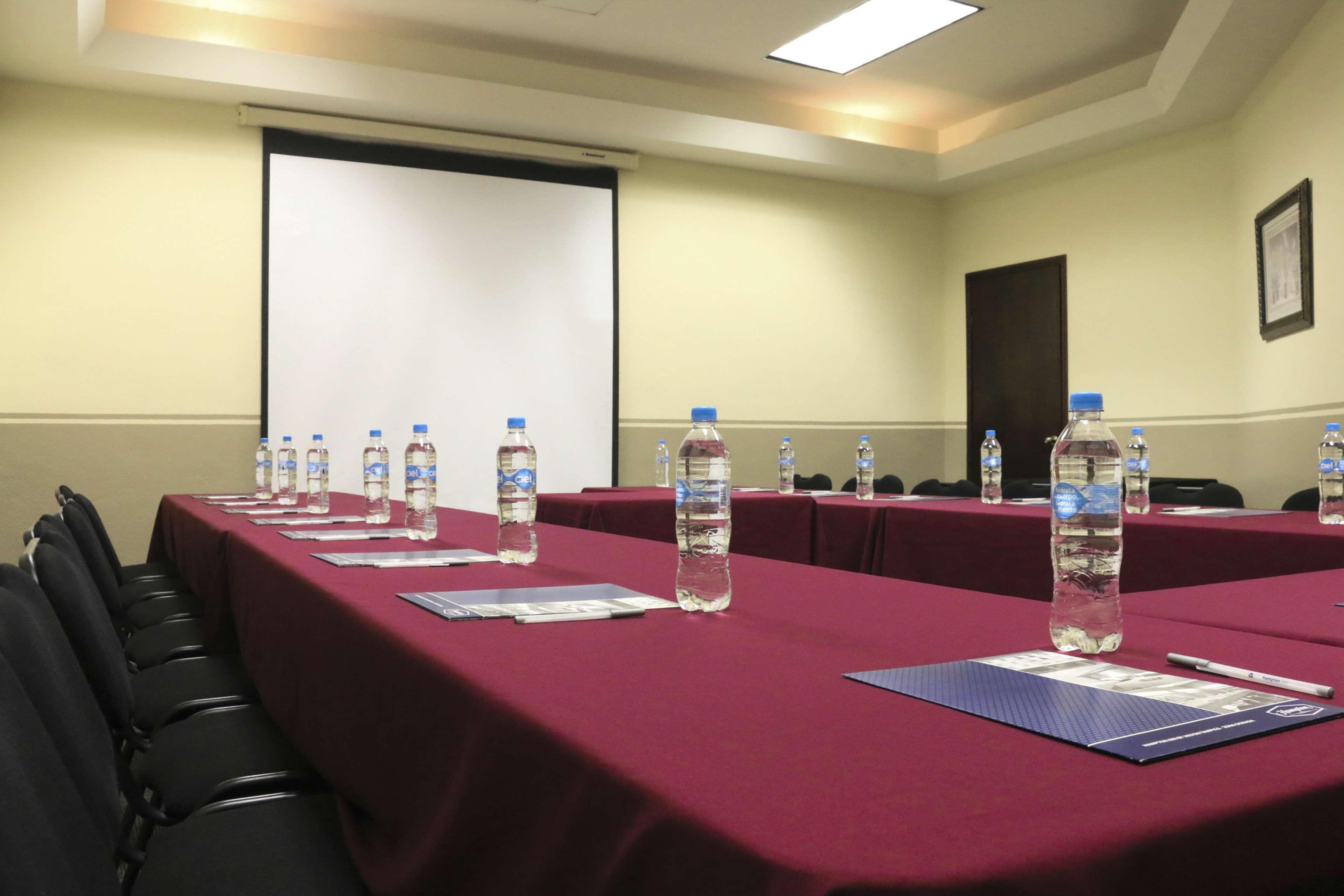Hampton Inn Tampico Zona Dorada Eksteriør bilde