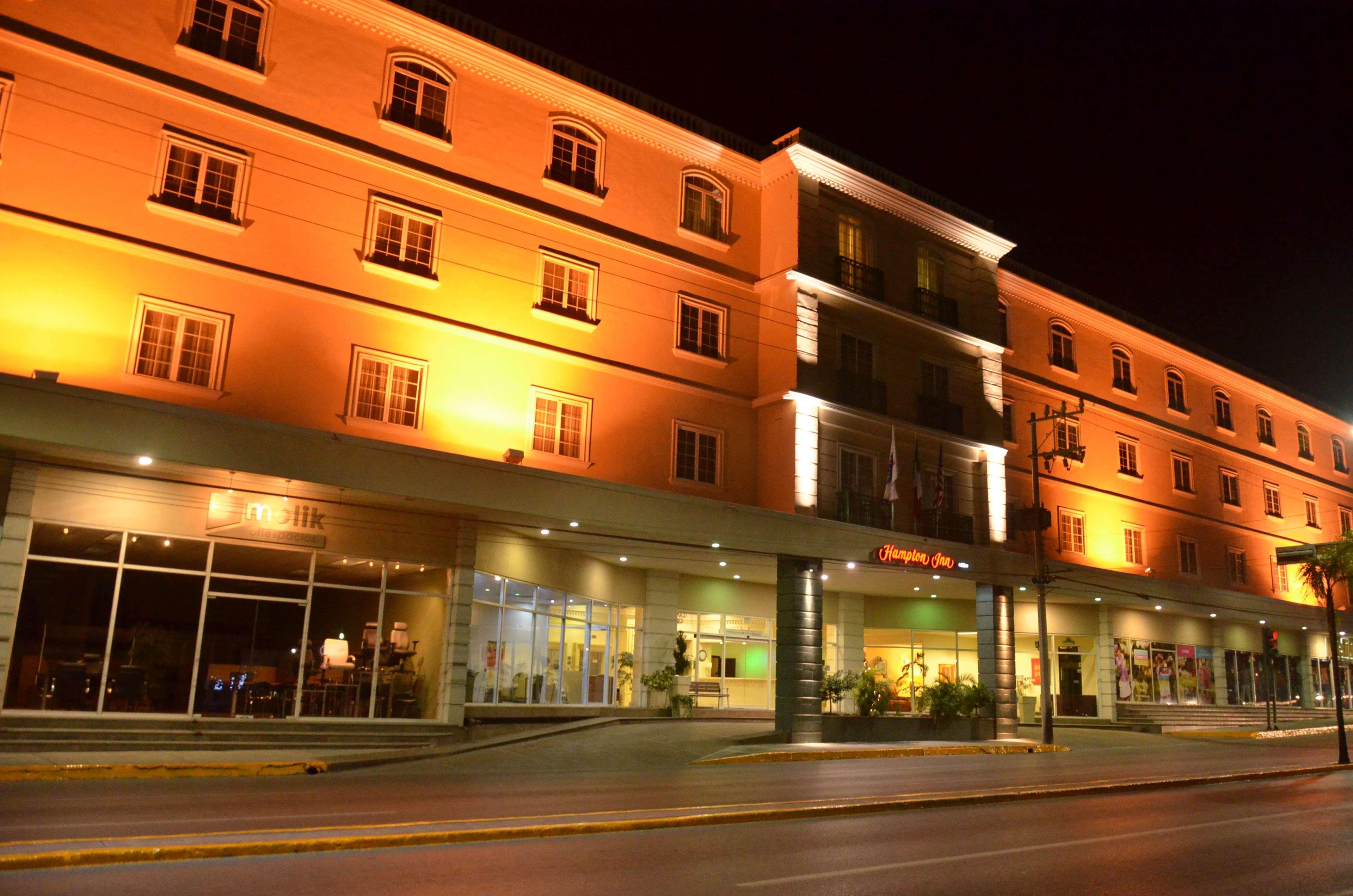 Hampton Inn Tampico Zona Dorada Eksteriør bilde