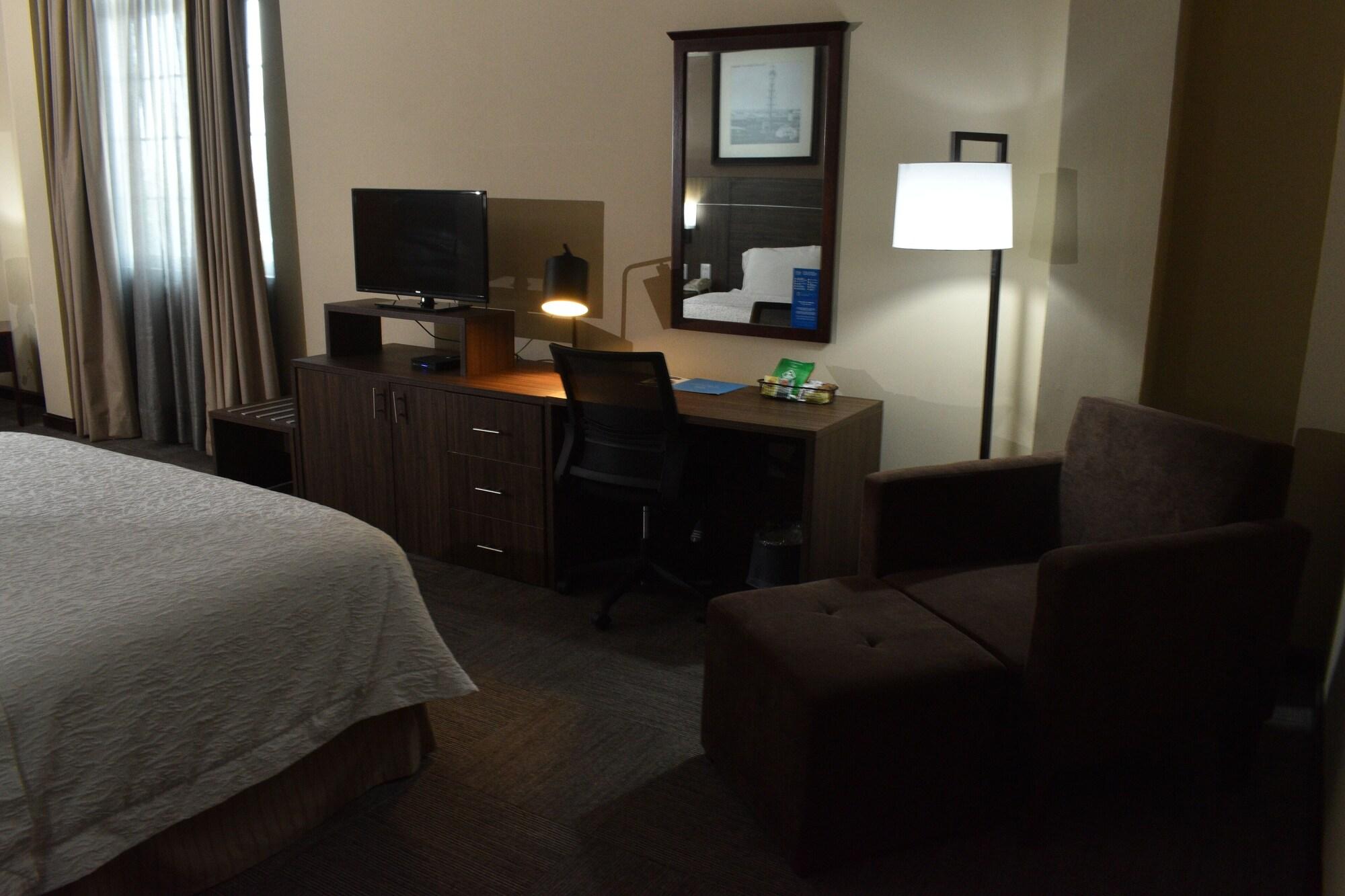 Hampton Inn Tampico Zona Dorada Eksteriør bilde