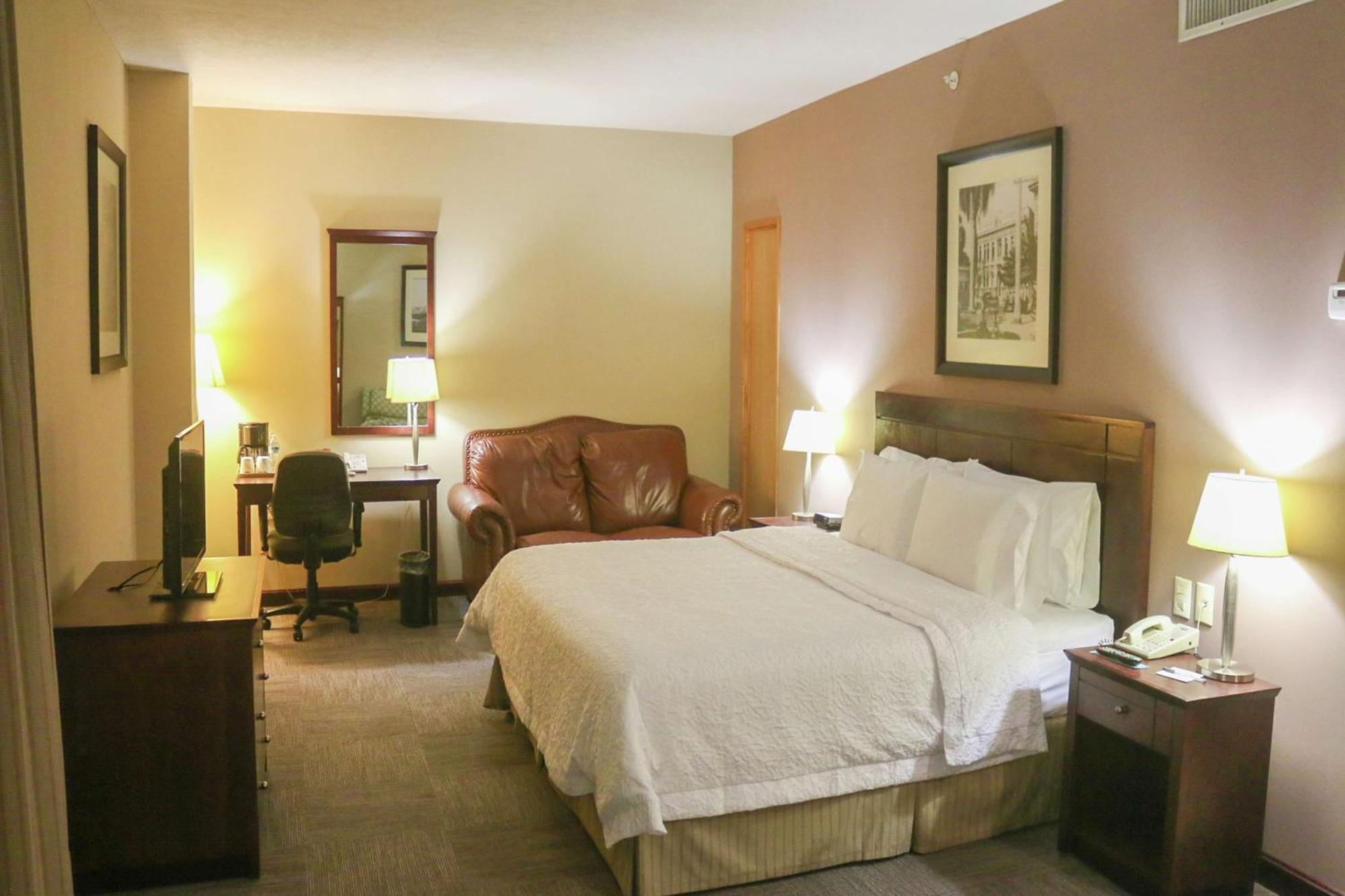 Hampton Inn Tampico Zona Dorada Eksteriør bilde