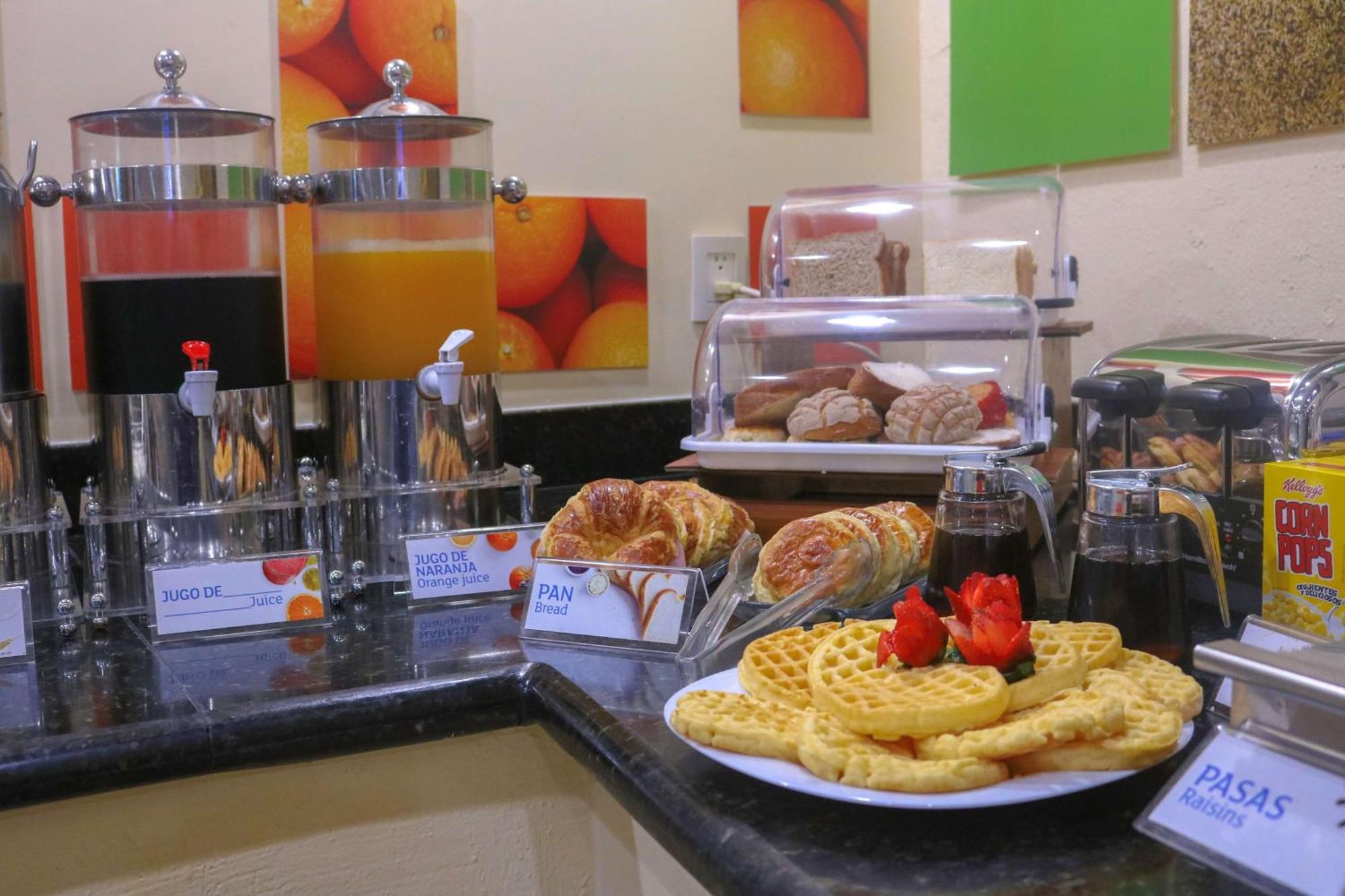 Hampton Inn Tampico Zona Dorada Eksteriør bilde