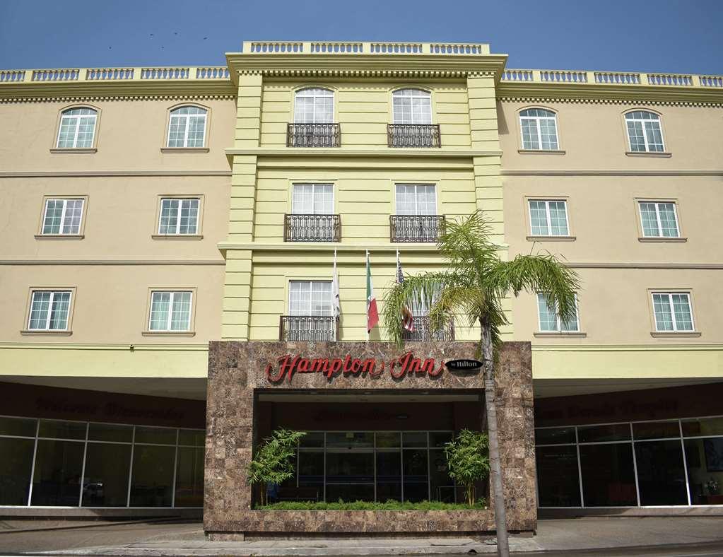Hampton Inn Tampico Zona Dorada Eksteriør bilde