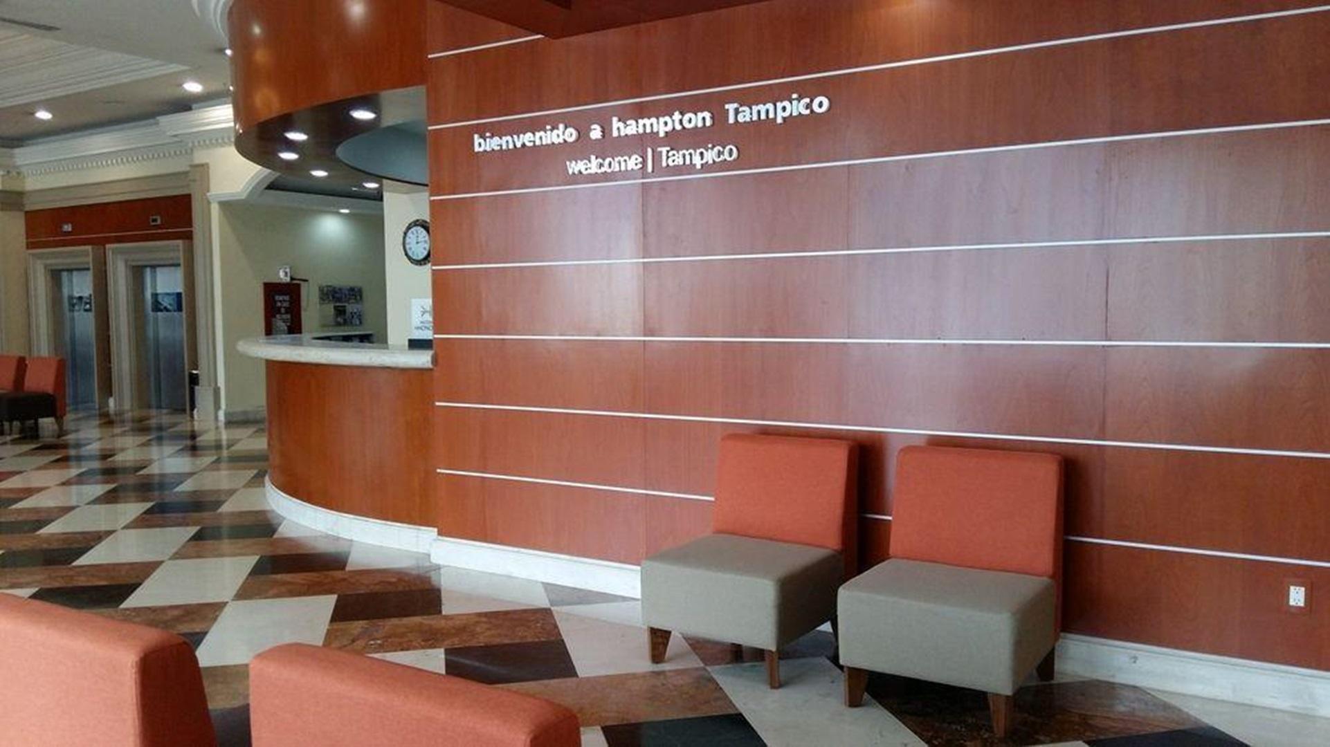 Hampton Inn Tampico Zona Dorada Eksteriør bilde
